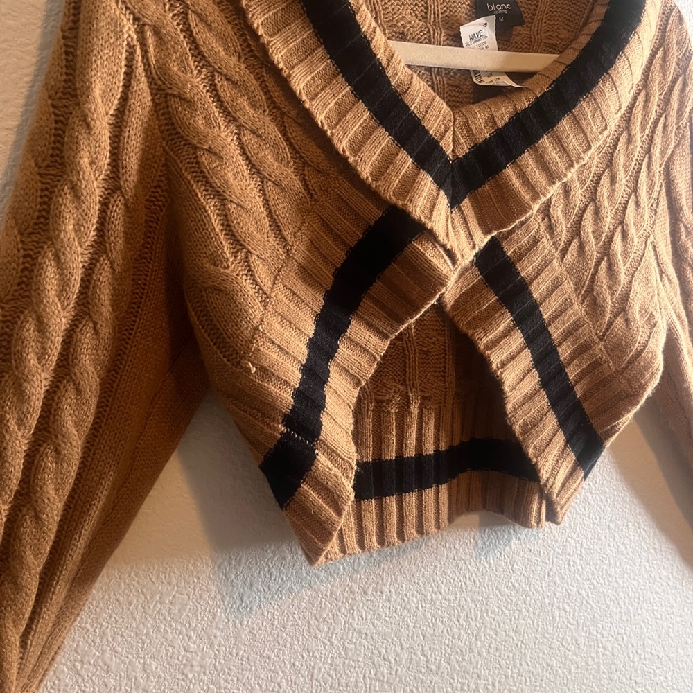 Blanc Crop Sweater - Medium - Used